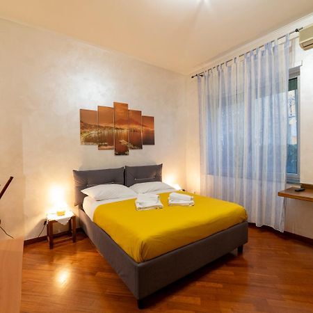 Via Avvocata 10 Apartment เนเปิลส์ ภายนอก รูปภาพ